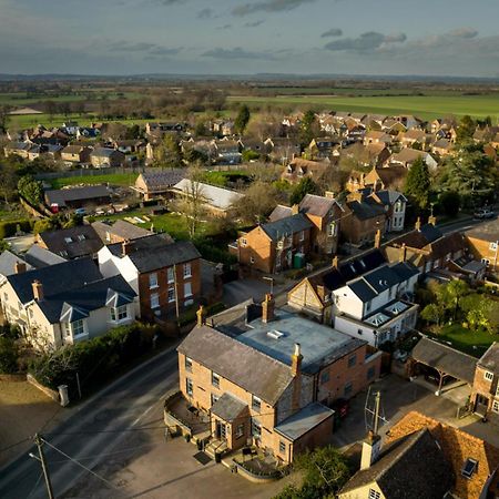 The Cherry Tree Hotel Kingston Blount Exterior photo